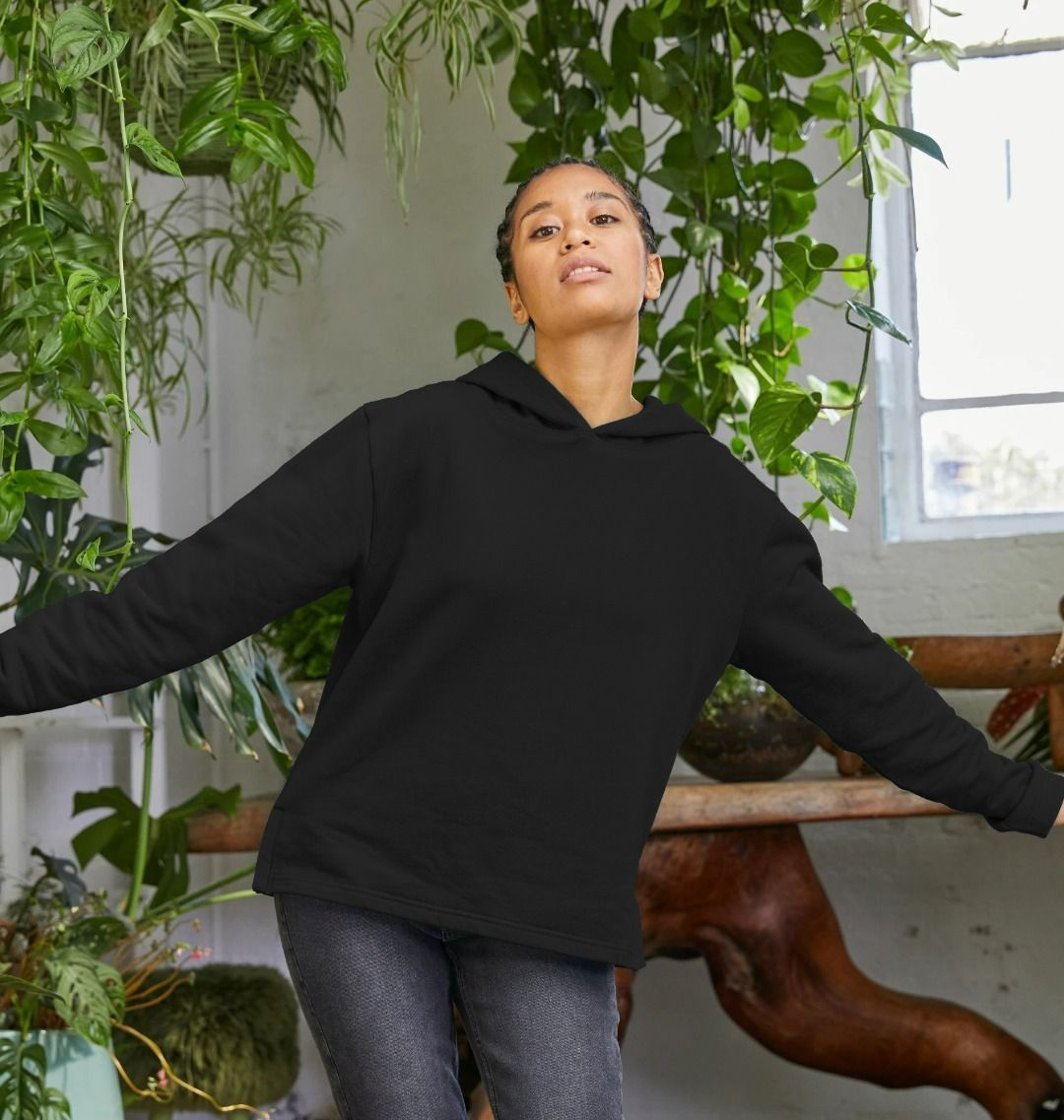 Women's organic cotton relaxed fit hoodie