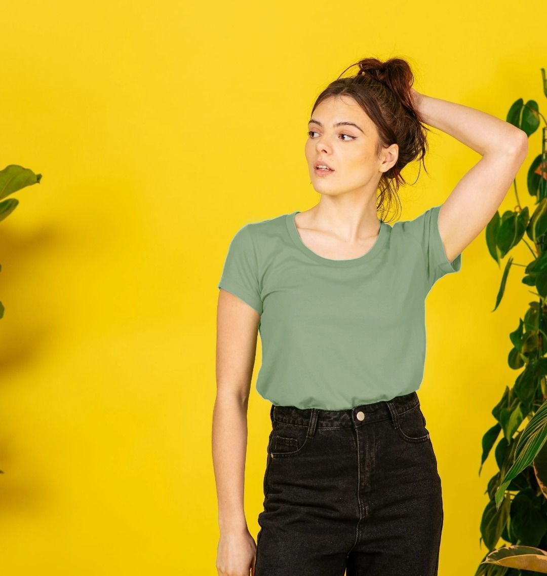 Women's organic cotton scoop neck t-shirt