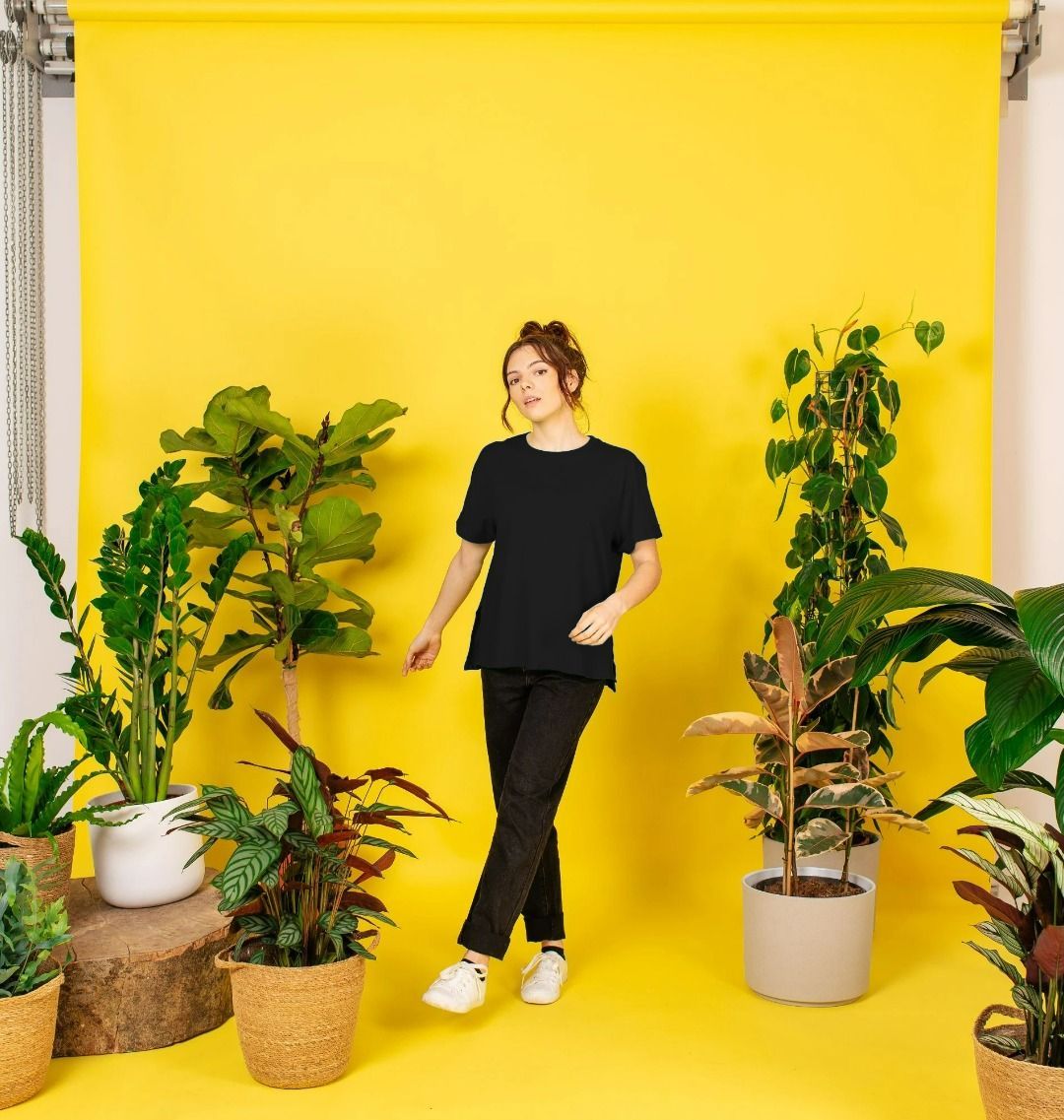 Women's organic cotton relaxed fit t-shirt