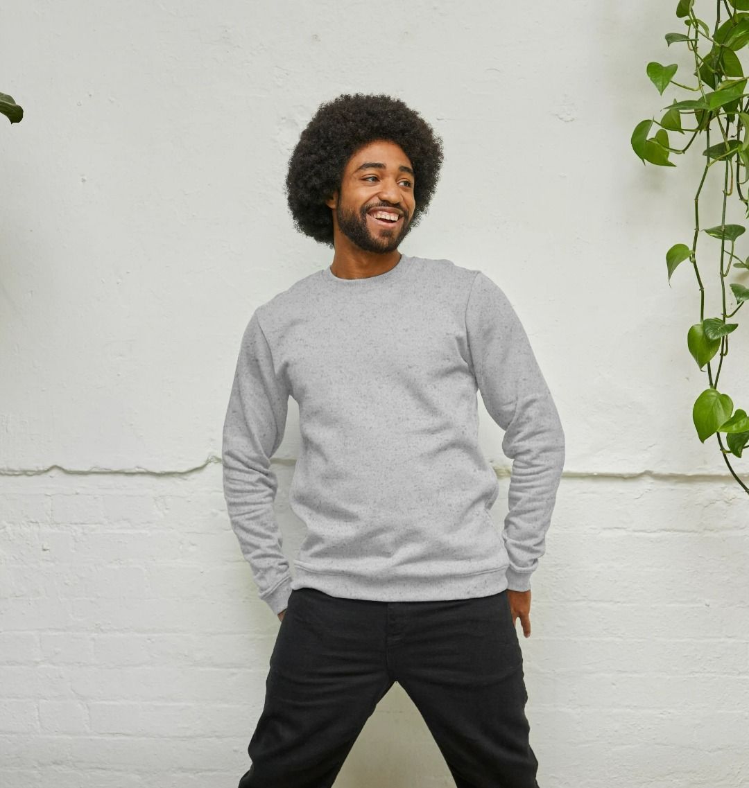 Men's sustainable essential sweatshirt